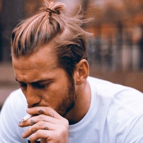 Simple-and-Sexy-Office-Hairstyles-For-Men
