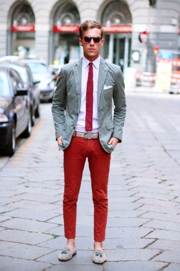 grey formal pant and black shirt