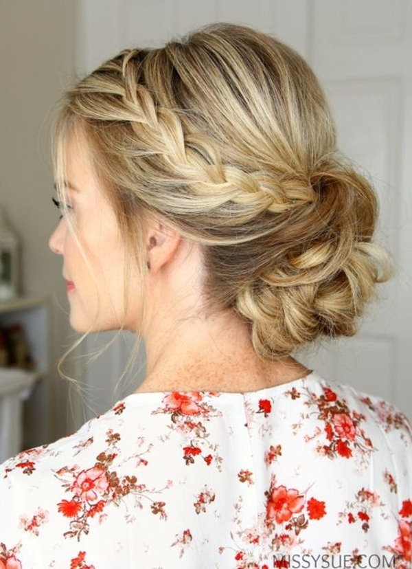 Gorgeous-Bun-Hairstyles-For-Office-Women