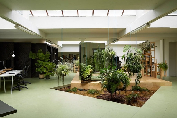 40 Refreshing Indoor Office Garden Ideas