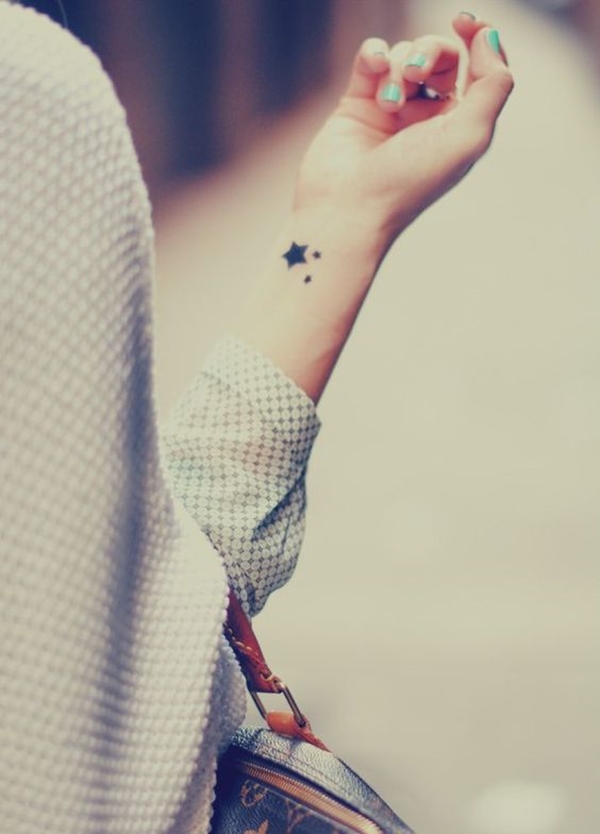 cute-tiny-tattoo-designs-for-working-women