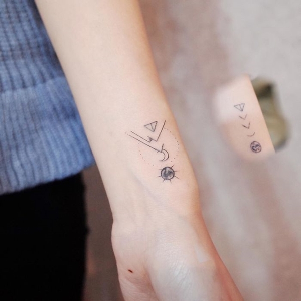 cute-tiny-tattoo-designs-for-working-women