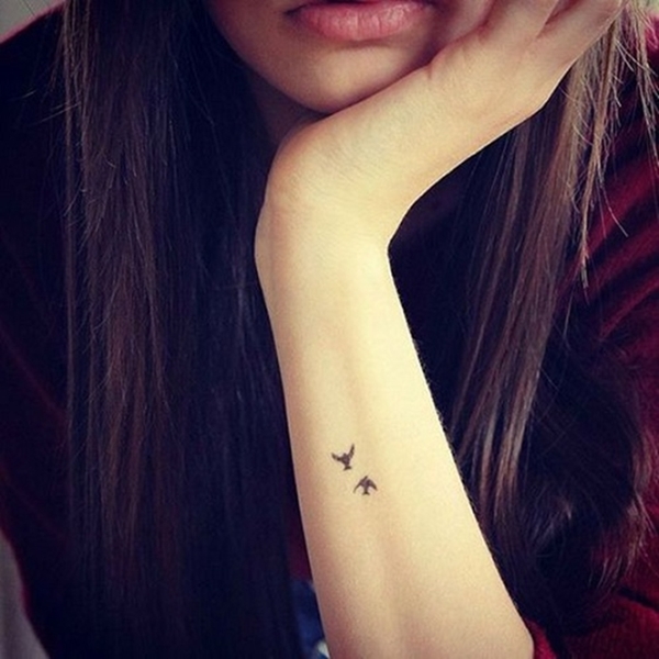 cute-tiny-tattoo-designs-for-working-women