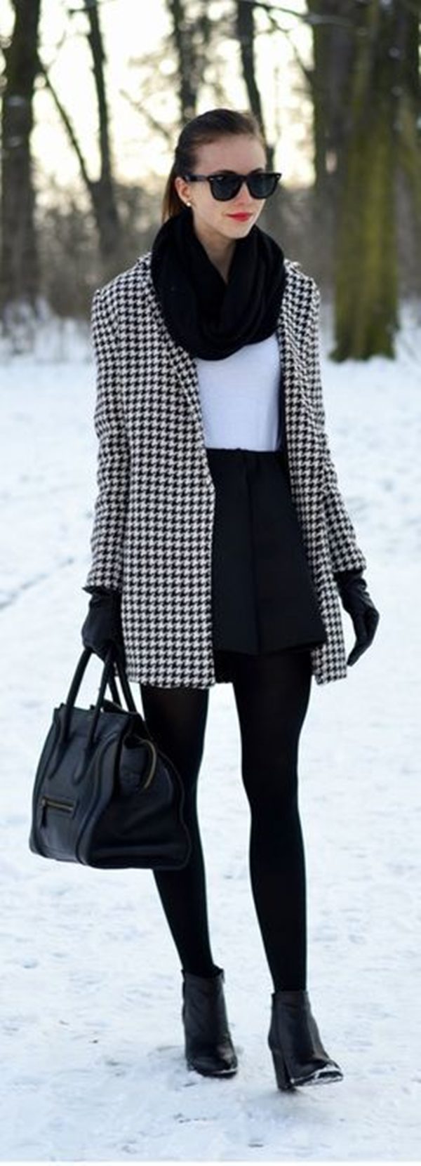 Ways-to-Wear-Crop-Top-Outfits-in-Winter