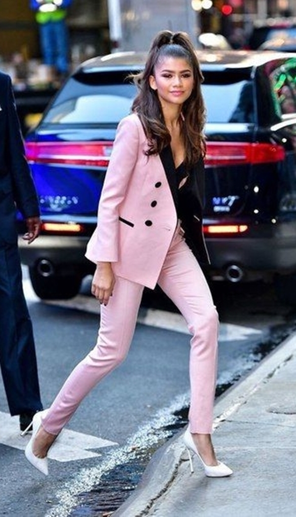 Best-Tailored-Suit-Outfits-for-Women