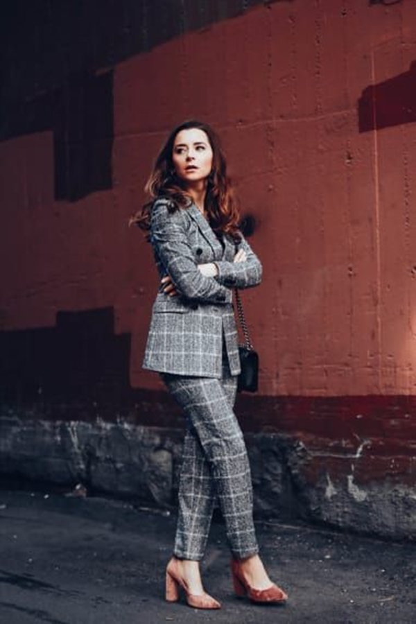Best-Tailored-Suit-Outfits-for-Wome