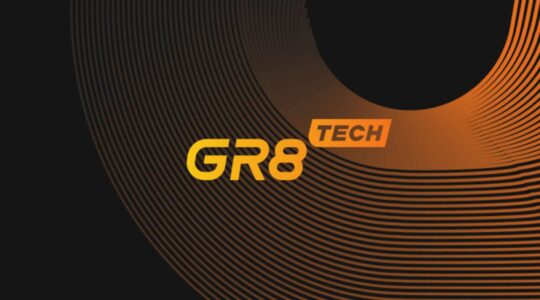 Optimizing User Experience with GR8 Tech’s Customizable Interfaces