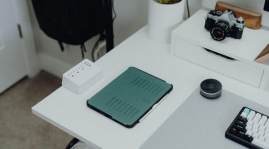 The Evolution of the Home Office: Why Tablets Are Becoming Productivity Hubs?